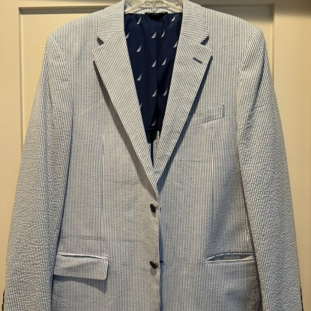 Nautica Men's 40L Seersucker blazer - classic light blue and white